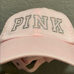 ONE SIZE PINK HAT